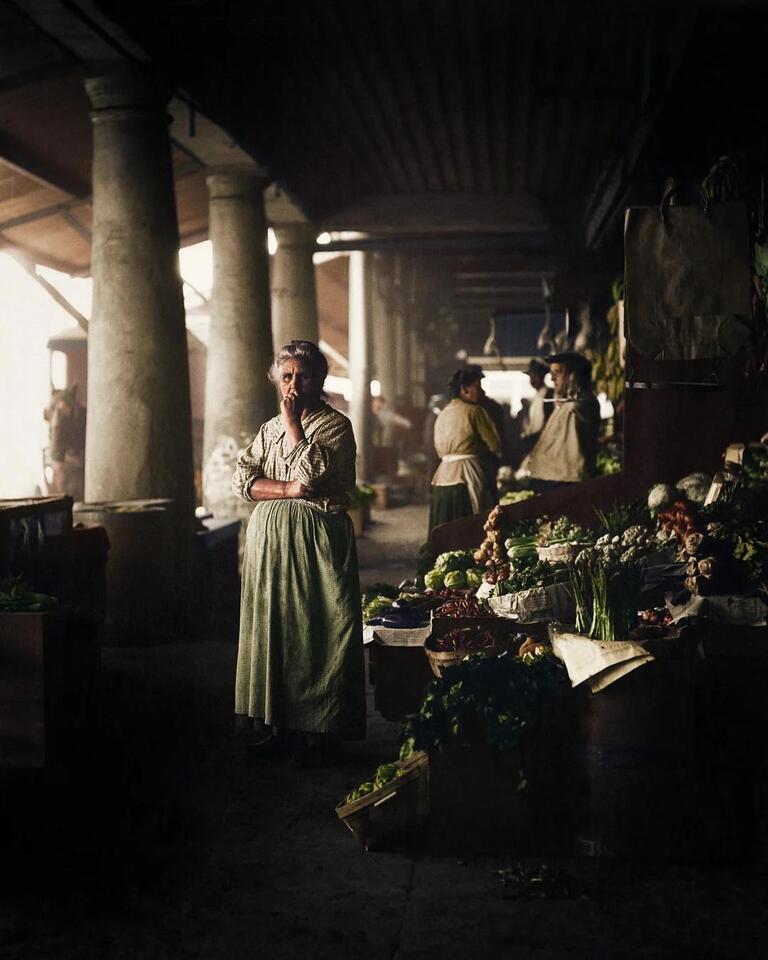 Did Frida Kahlo Outshine Hemingway? 🎨