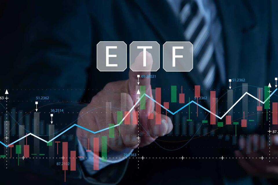 How Rich Retirees Dodge Taxes with ETFs