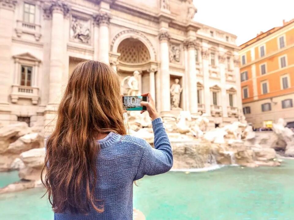 7 Tourist Fails Italians Wish You’d Skip