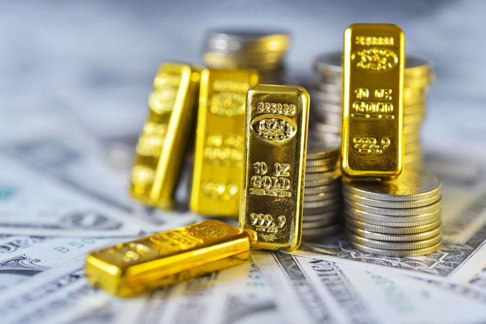 Gold Survives 14x Its Melting Point?!