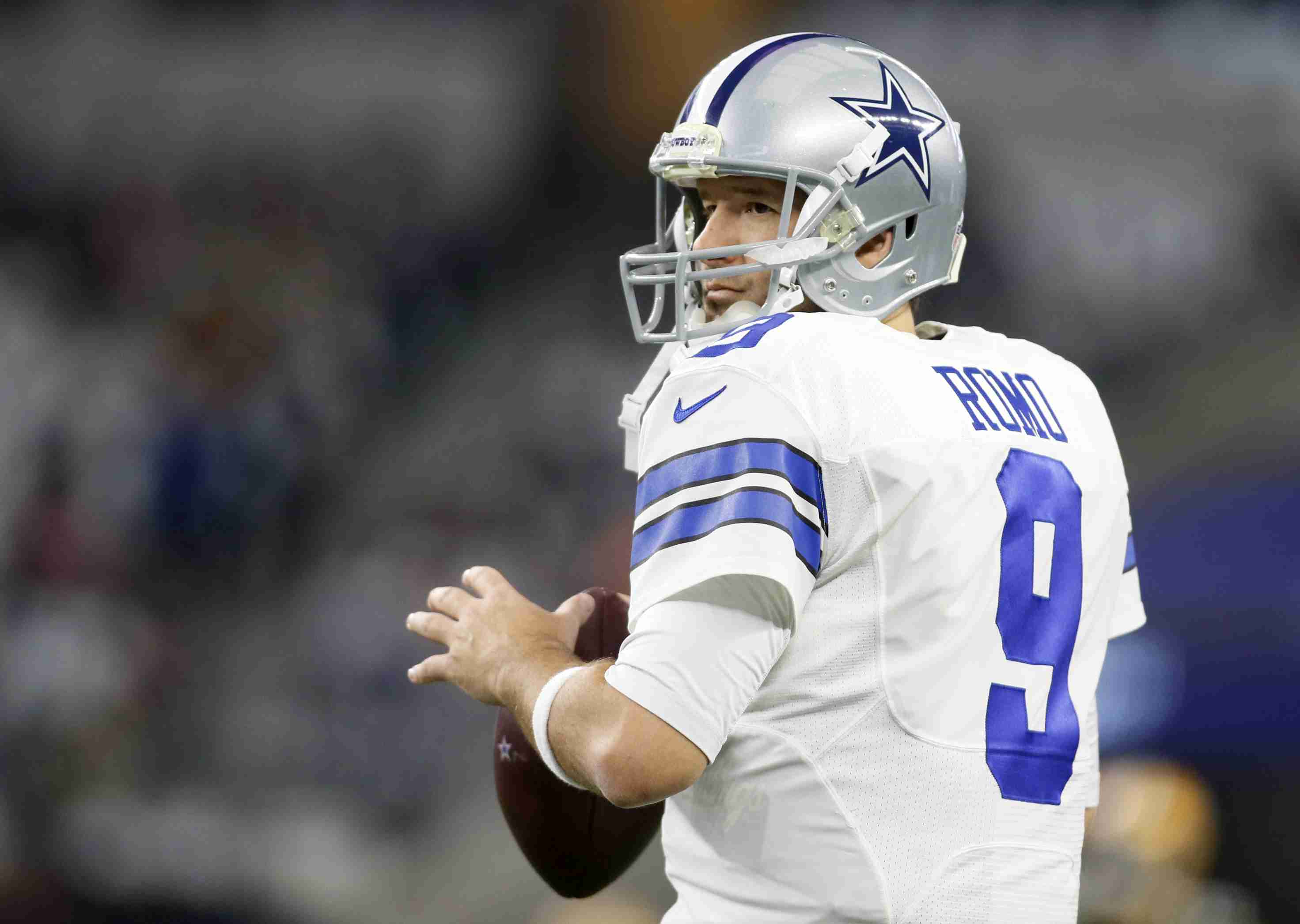 How the Cowboys completely botched Romo’s final season