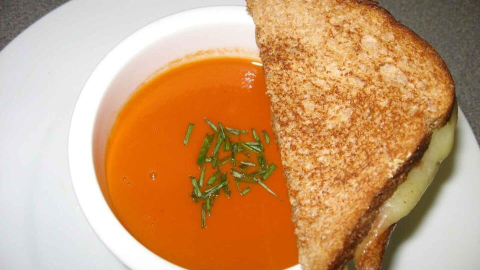 Cheap Eats That Taste Like Childhood