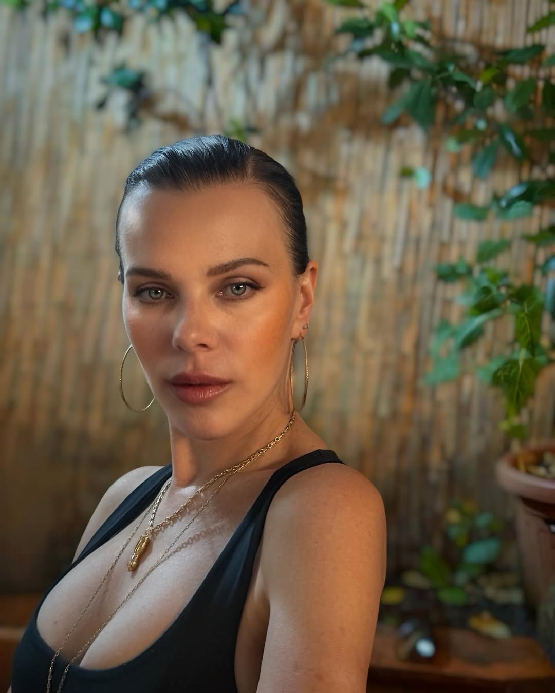 Debi Mazar’s Ageless Glow Has Fans Obsessed