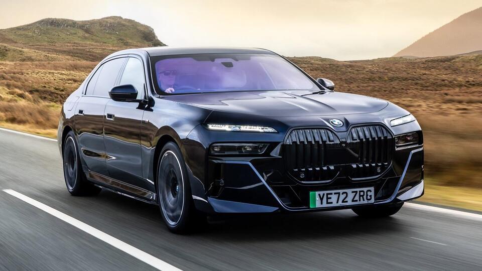 Night Driving: Cars That See in the Dark