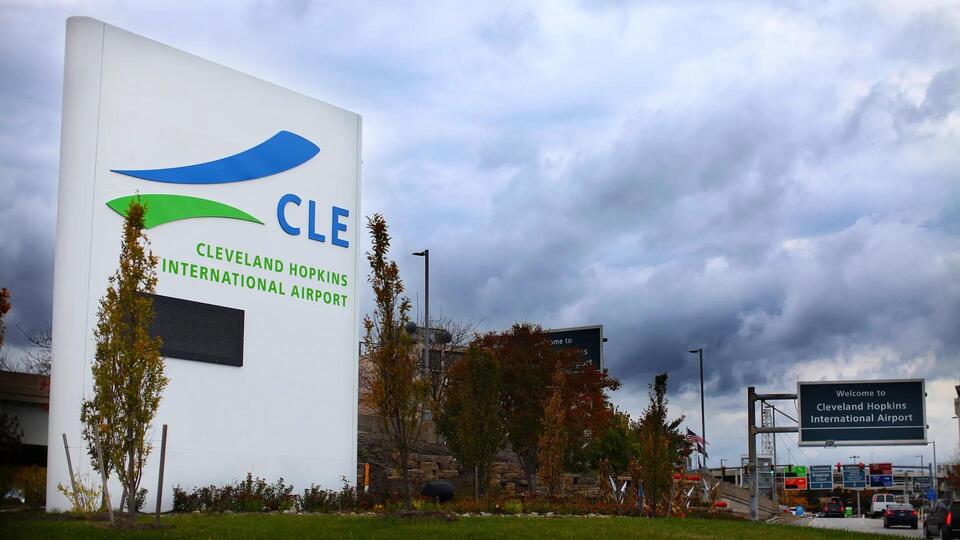 Cleveland airport opens gates to everyone