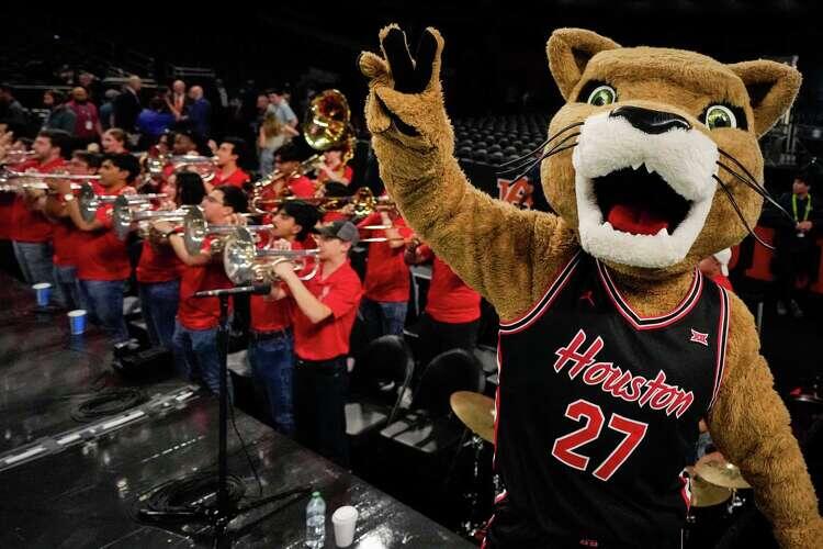 UH hoops could play Sweet 16 at home