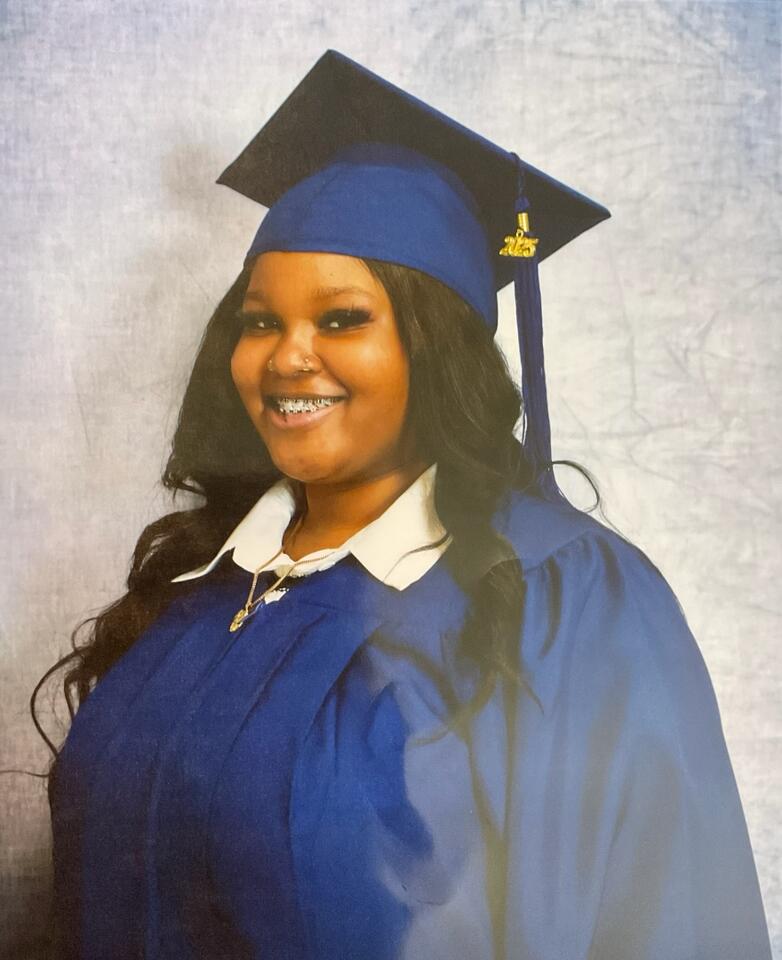 L.A. students win scholarships for college dreams