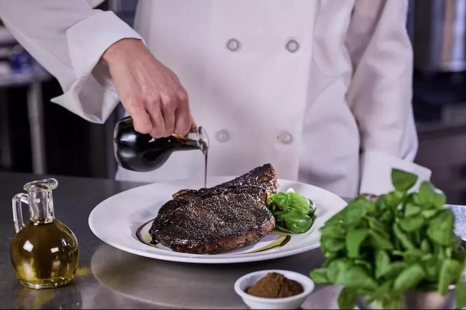 Capital Grille brings upscale flavor to San Antonio