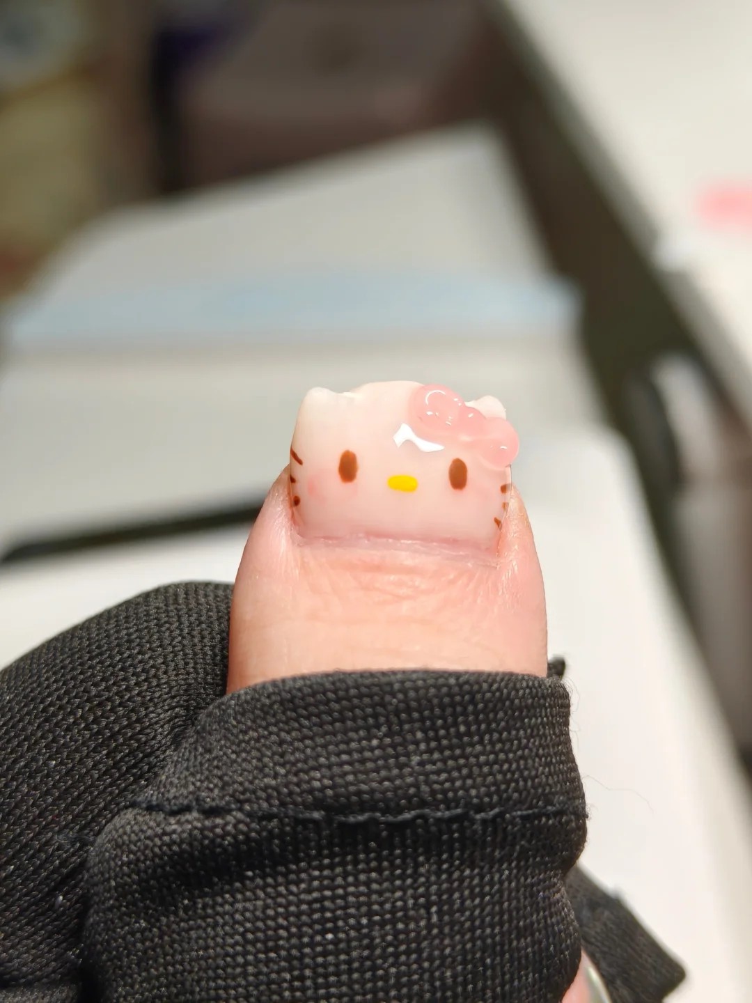 Where are Sanrio & Manicure stans?