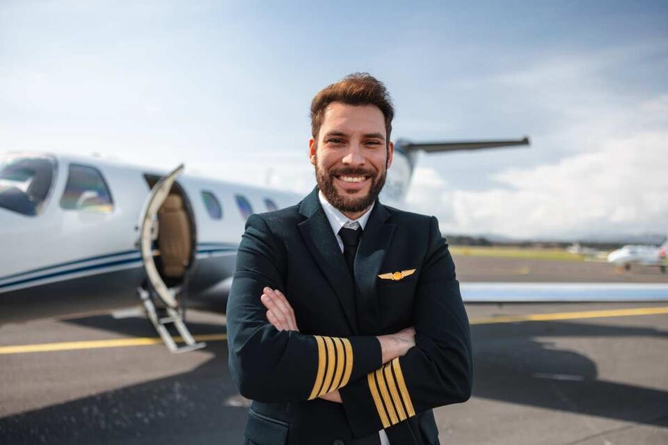 How a Stranger Saved a Pilot’s Life