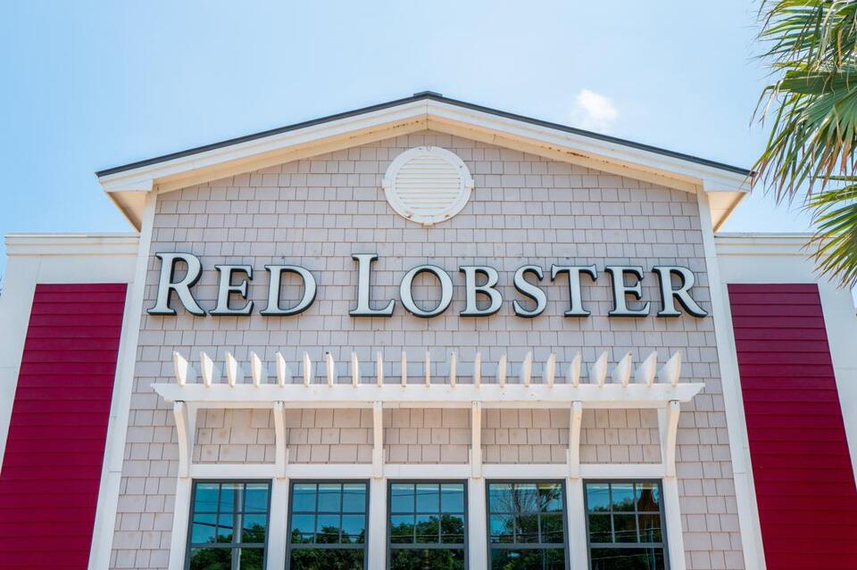 Red Lobster’s Comeback Secret? Reading Reviews!