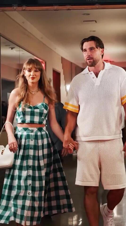 Travis Kelce’s Honey Apron Scene 🍯