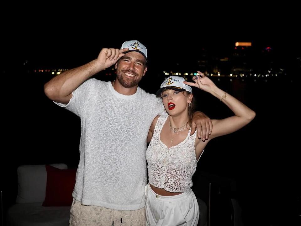 Travis Kelce’s Honey Apron Scene 🍯