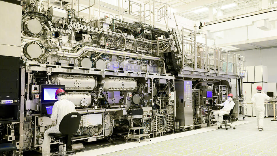 Intel Pulls Plug on German Chip Factory