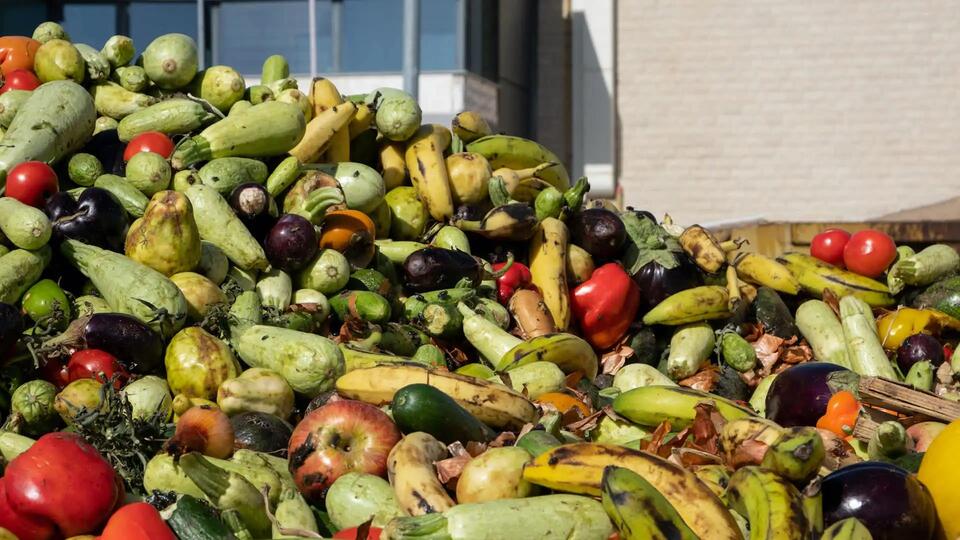 Big Food Joins the Fight Against Food Waste