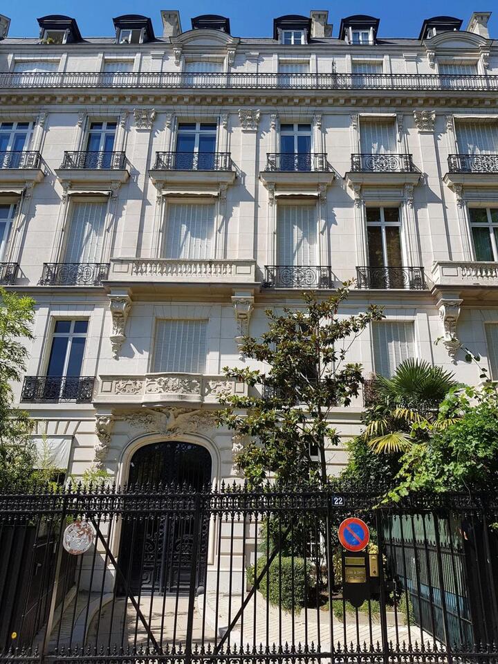 Would You Buy a 'Haunted' Mansion?