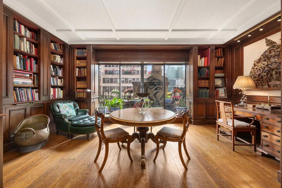 Inside Hearst’s iconic NYC co-op price drop