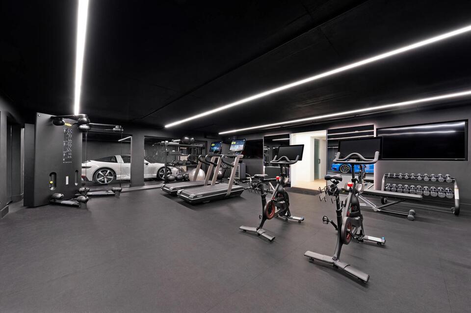 Robbie Williams’ $40M Coral Gables move