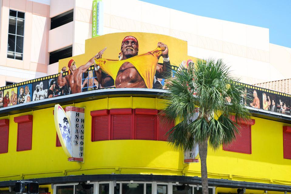 Hulk Hogan’s fortune could split his family