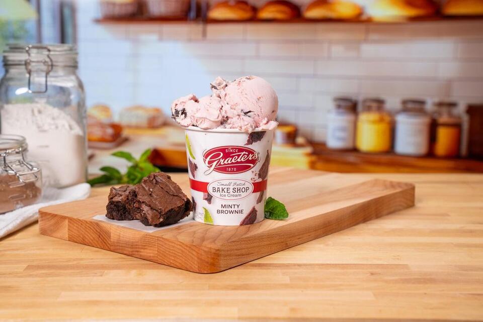 Graeter’s New Minty Brownie Drop 🍦