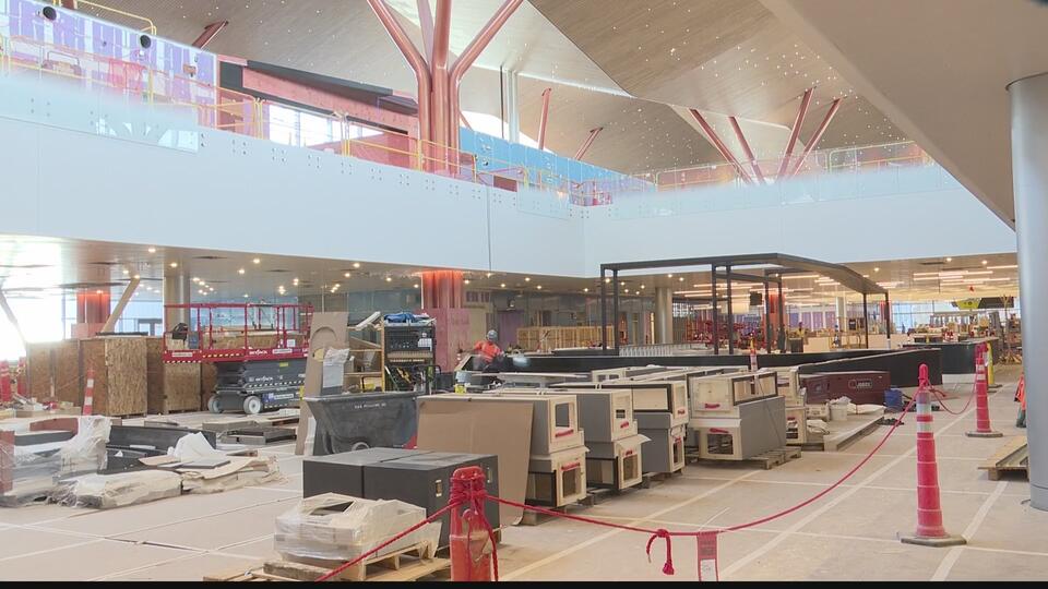 Pittsburgh’s airport wants locals to test new terminal