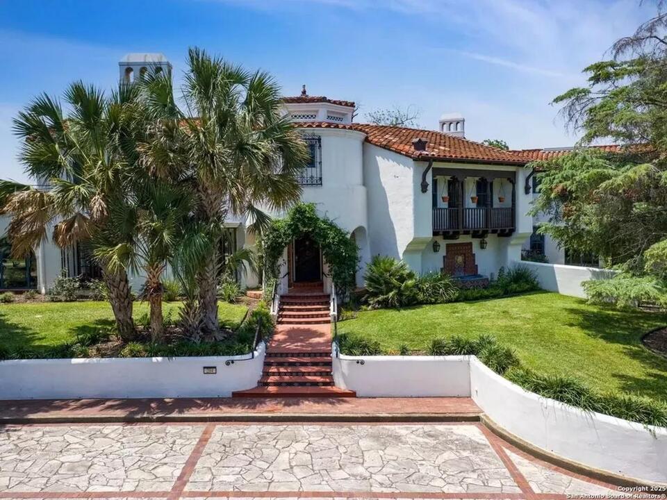 San Antonio’s mansion with a legendary past