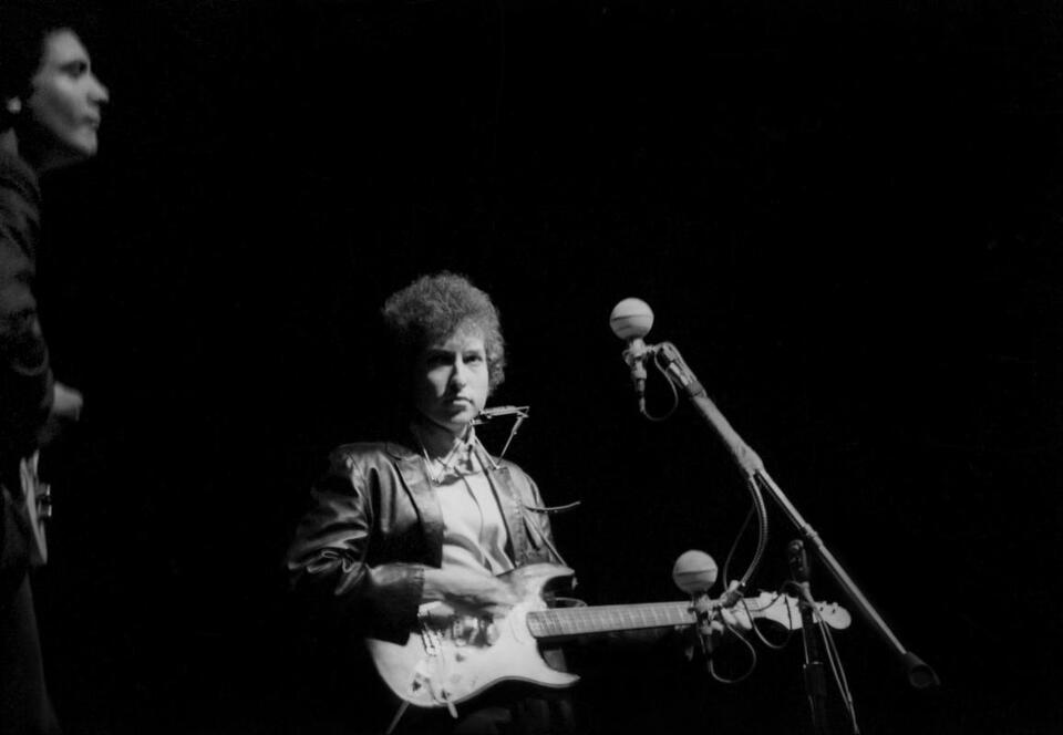 Dylan’s Electric Betrayal? 🎸