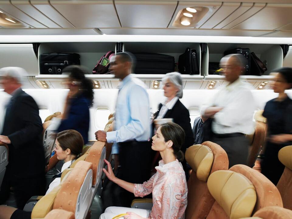 Are You an 'Aisle Lice' on Flights?