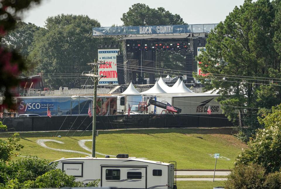 Anderson’s music fest brings big stars & pure joy