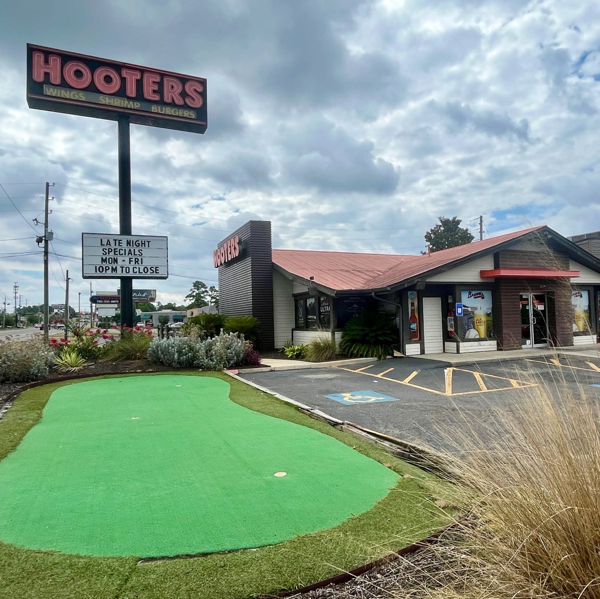 Augusta loses its Masters week Hooters hub