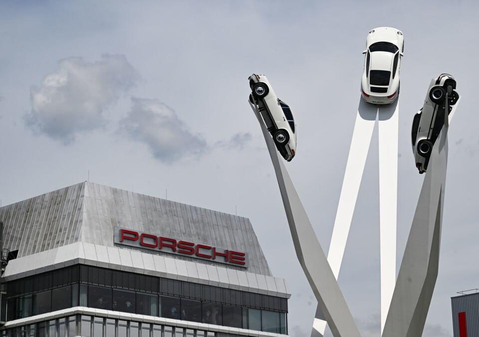 Porsche’s Profit Hits the Brakes—Big Time