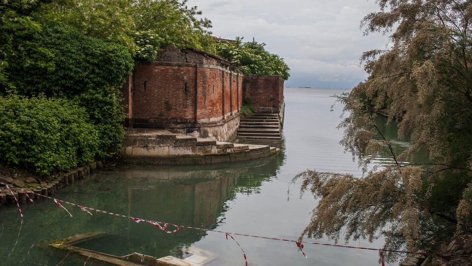 Venice Locals Win Haunted Island Showdown
