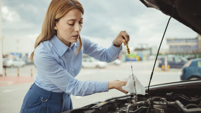 Dipstick Drama: Why Your Oil’s Disappearing