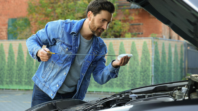 Dipstick Drama: Why Your Oil’s Disappearing