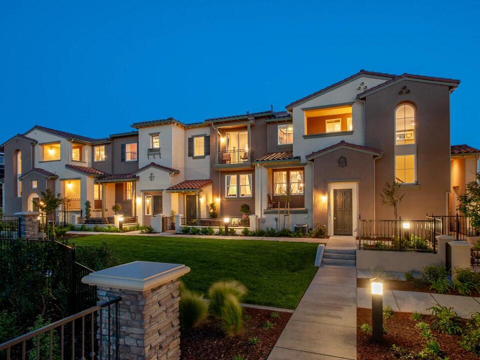 Why Boomers Won't Budge From Big Homes
