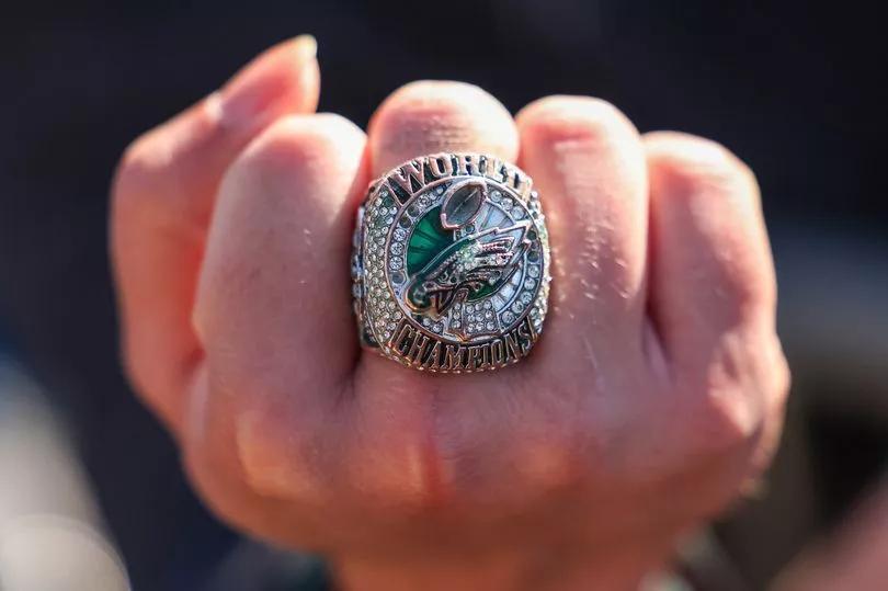 Jalen Mills Reacts to Eagles’ New Rings