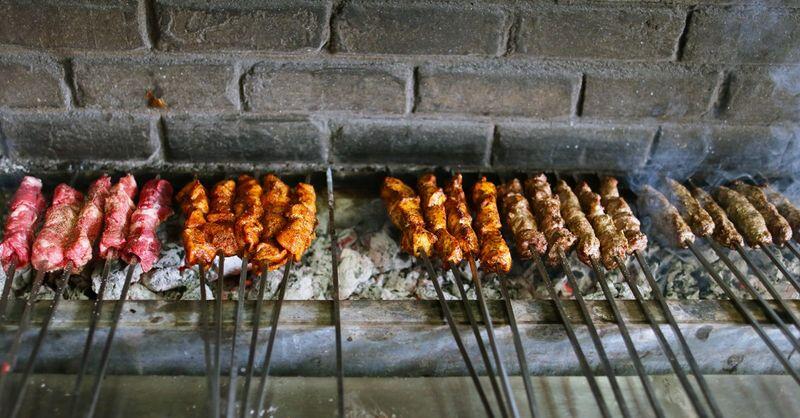 Michigan eats: Local gems vs. tourist traps