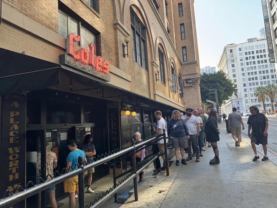 LA’s oldest bar closes—what’s next for our classics?