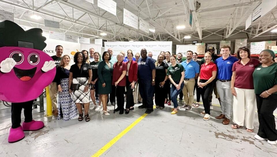 Local credit unions unite to fight hunger