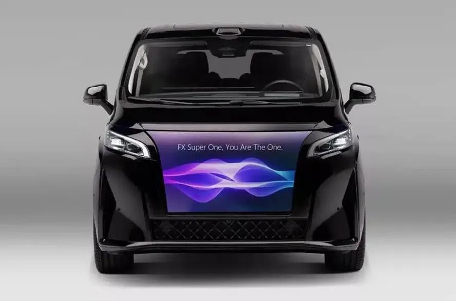 This Minivan Can Show Its Mood?!