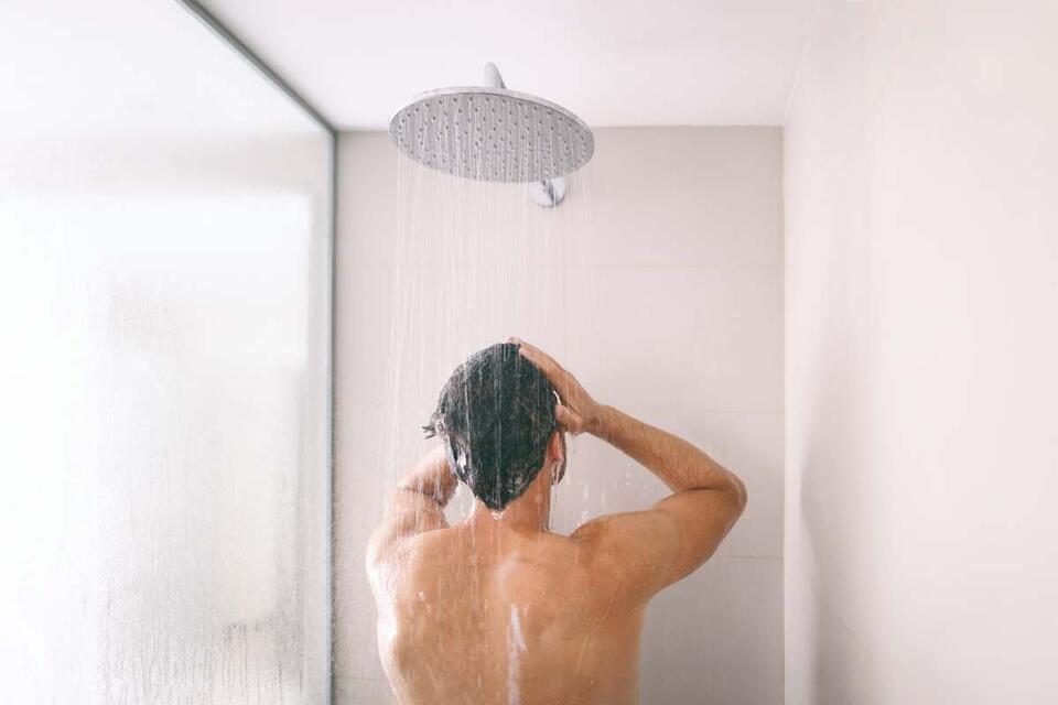 Would You Take a 4-Minute Shower Challenge?
