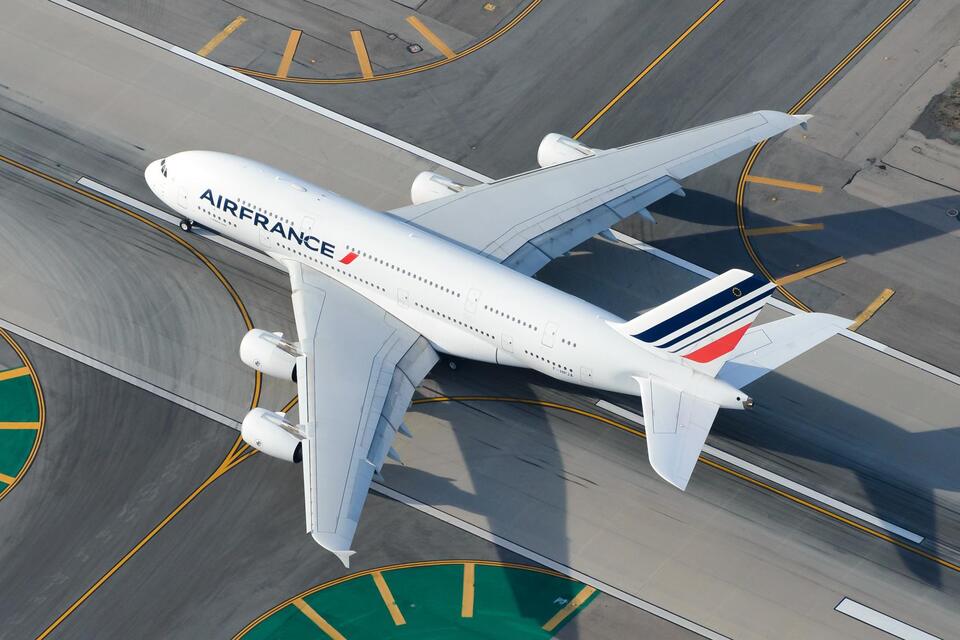Air France & KLM Now Charging for Carry-Ons?!