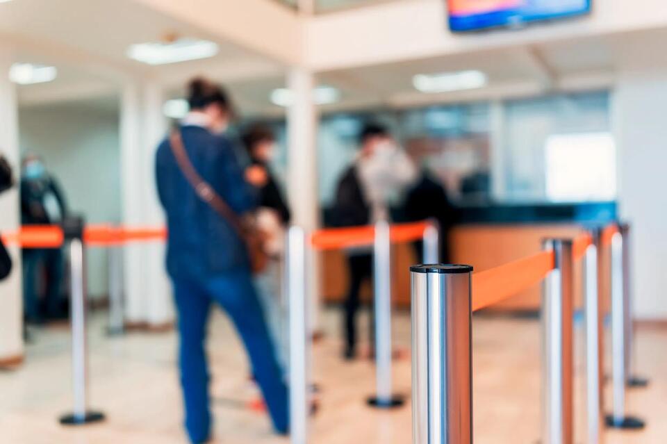 Banks Are Ghosting Your Neighborhood