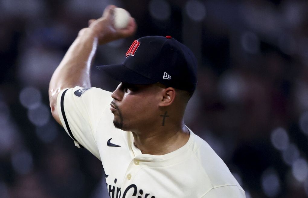 Mariners shift focus: Bullpen boost over bats