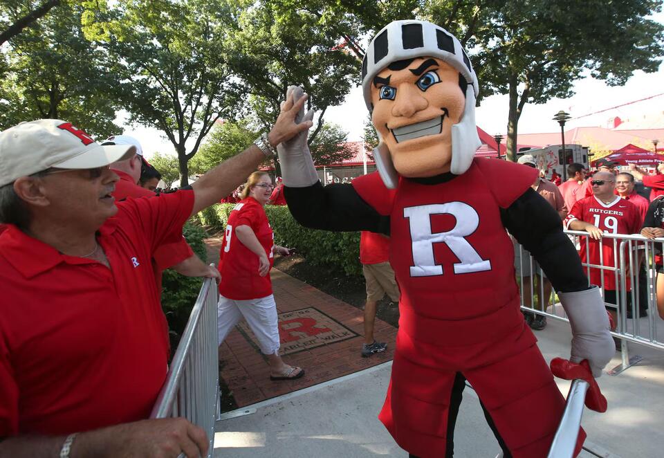 Rutgers taps LSU exec for athletic director