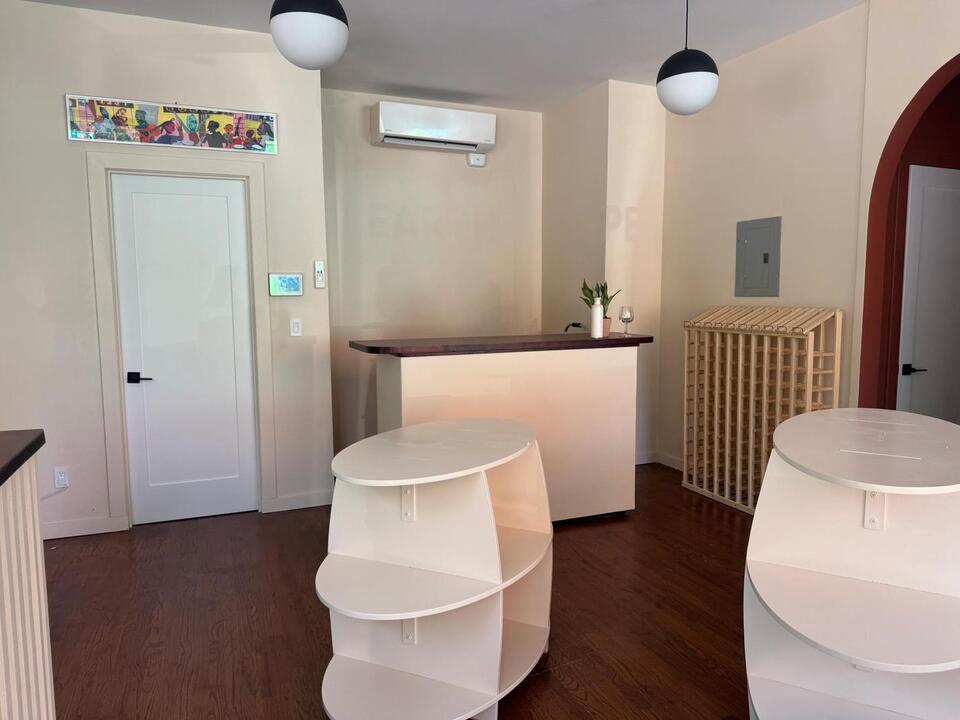 New wine shop brings local flavor to Bed Stuy