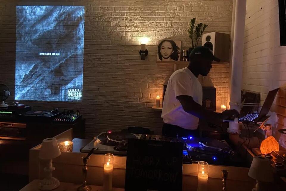 Charlotte’s coziest bar just made national headlines