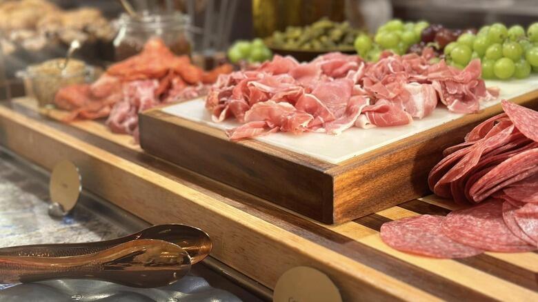 Vegas breakfast buffets worth waking up for