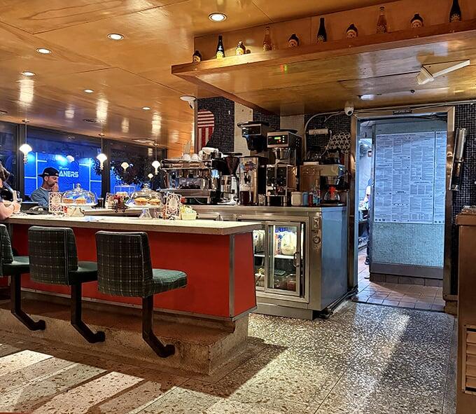 Why Swingers Diner feels like LA’s living room