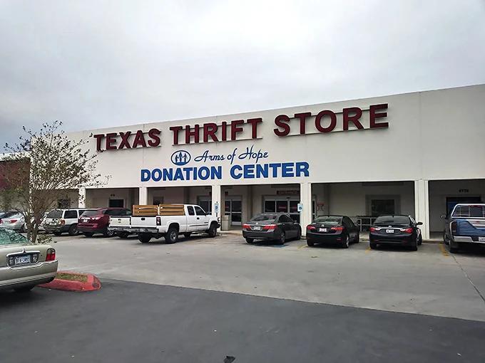 San Antonio’s thrift store treasure hunt